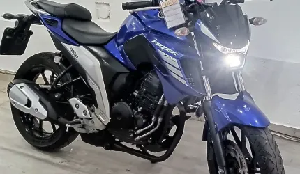 Yamaha fz25 fazer abs street