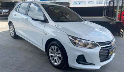 Onix hatch lt 1.0 12v flex 5p mec.