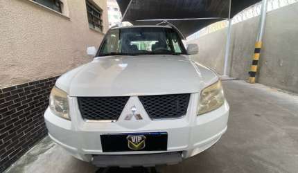 Mitsubishi pajero tr4 2014 2.0 4x2 16v 140cv flex 4p automático