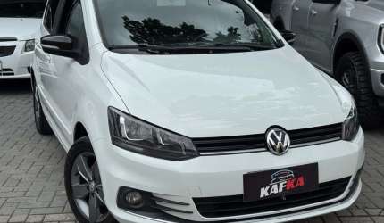 Volkswagen fox connect 1.6 flex 8v 5p