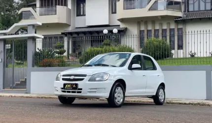 Chevrolet celta spirit 1.0l lt - branca - 2014/2015