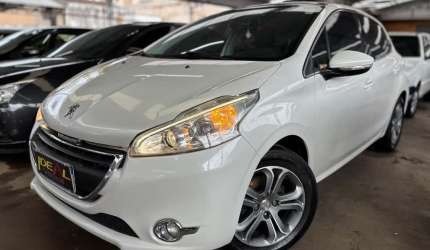 Peugeot 208 griffe 1.6  - branca - 2014/2014