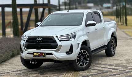 Toyota hilux srx plus - branca - 2023/2024