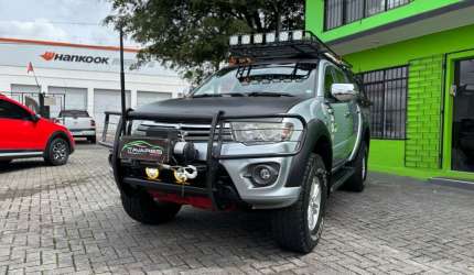 L200 triton 3.5 hpe v6 4x4