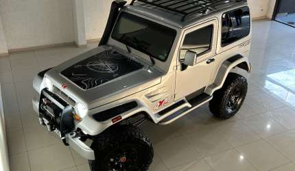 Troller t4 4x4 super equipado, pneus novos, guincho, lift de suspensão, super equipado, super conser
