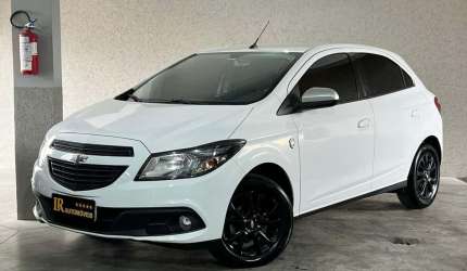 Chevrolet onix 1.0mt sel 2015