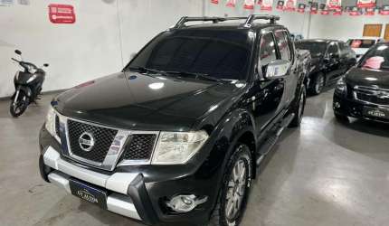 Nissan frontier sl 4x4 2013