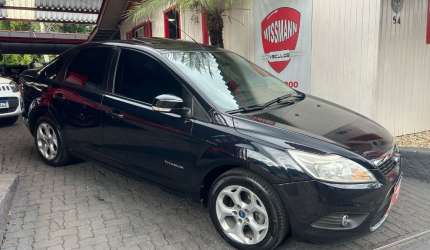 Ford/focus sedan titanium 2.0