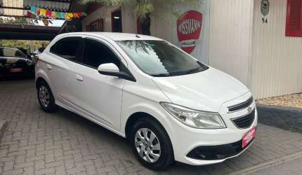 Chevrolet onix lt 1.0