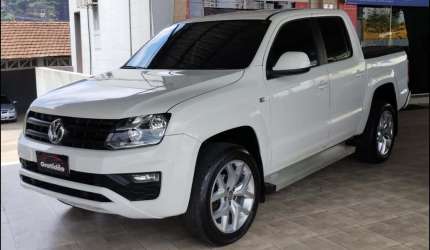 Amarok 4x4 cd diesel 2018 com bancos de couro a mais nova do brasil ipva grátis a pronta entrega!!!