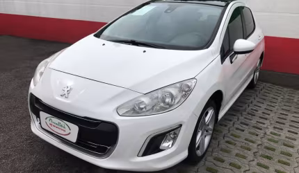 Peugeot 308 feline 2.0 flex. com teto panorâmico. lindo carro. analiso troca!