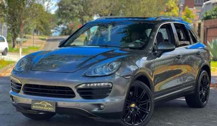 Porsche cayenne s 2012
