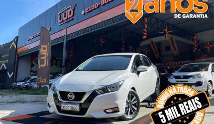 Nissan versa flex automático