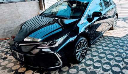 Corolla altis