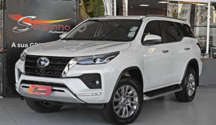 Toyota hilux sw4 2024 2.8 d-4d turbo diesel srx 7l 4x4 automático