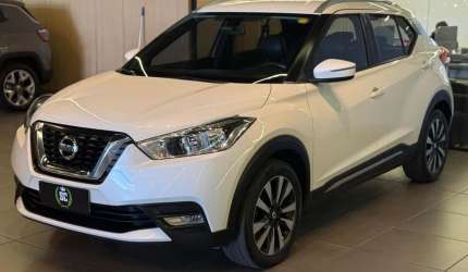 Nissan kicks sv cvt 2018