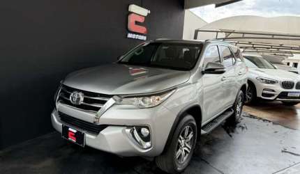 Toyota hilux sw4 2.7 sr 4x2 16v 4p