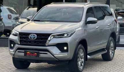 Toyota hilux sw4 2021 2.8 d-4d turbo diesel srx 4x4 automático