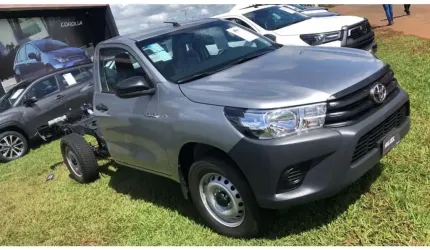 Toyota hilux 2025 2.8 d-4d turbo diesel chassi 4x4 manual