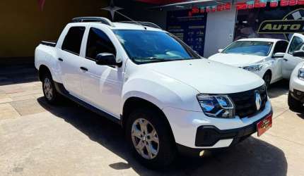 Renault oroch 1.6 intense 16v 4p