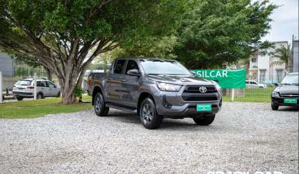 Toyota hilux cd sr 4x4 2.8 tdi diesel aut.