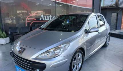 Peugeot 307 presence pack 1.6                       ano 2010