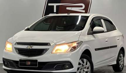 Chevrolet onix 1.0 lt 2013