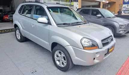 Hyundai tucson gls flex automatica  - prata - 2016/2017