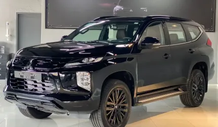 Mitsubishi pajero sport legend black 2.4 
