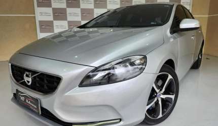 Volvo v40 t4 dynamic 2013