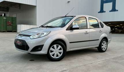 Fiesta sedan 1.6 