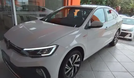 Volkswagen virtus 2024 1.0 200 tsi highline automático