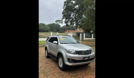 Toyota hilux sw4 2.7 16v 4p sr flex automático