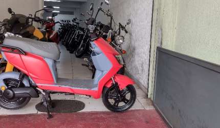 Sooter eletrica juna nxt 1.000w | autopropelido | não precisa cnh 2024 com apenas 120km