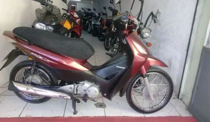 Honda biz 125 es  em otimo estado com apenas 40.000km