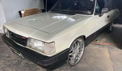 Chevrolet caravan sl 1988