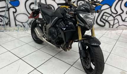 Honda cb1000r - 9mil km - laudo aprovado! único dono!