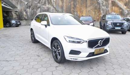 Volvo xc60 2.0 t5 momentum awd at - branca - 2019/2020