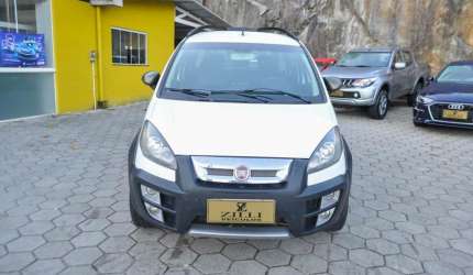 Fiat idea adventure 1.8 dualogic  - branca - 2012/2013