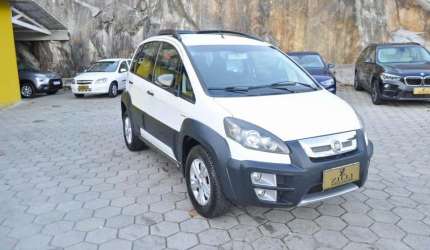 Fiat idea adventure 1.8 dualogic  - branca - 2012/2013