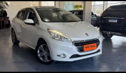 Peugeot 208 griffe 1.6 flex 16v 5p mec.  - branca - 2014/2015