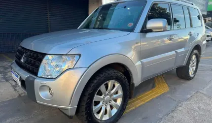 Mitsubishi pajero full hpe  3.2 diesel 4x4  automatico 2010/2011 completa de 7 lugares com teto  nov