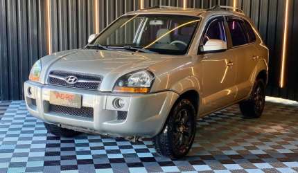 Hyundai tucson gls 20l 2010