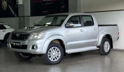 Toyota hilux cd srv d4-d 4x4 3.0 tdi diesel aut