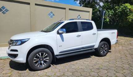 Chevrolet s10 ltz diesel 4x4 automatica, aceito troca e financiamento