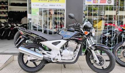 Honda cbx 250 twister 2005, aceito troca, cartão e financiamento