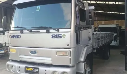 Ford cargo 815 e 2010