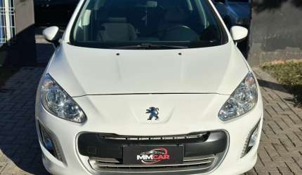 Peugeot 308 com teto panoramico 