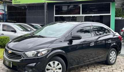 Chevrolet onix plus joy 2020