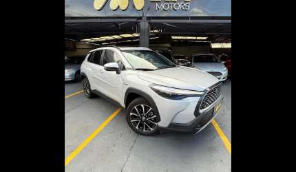 Toyota ccross xrx hybrid 2024